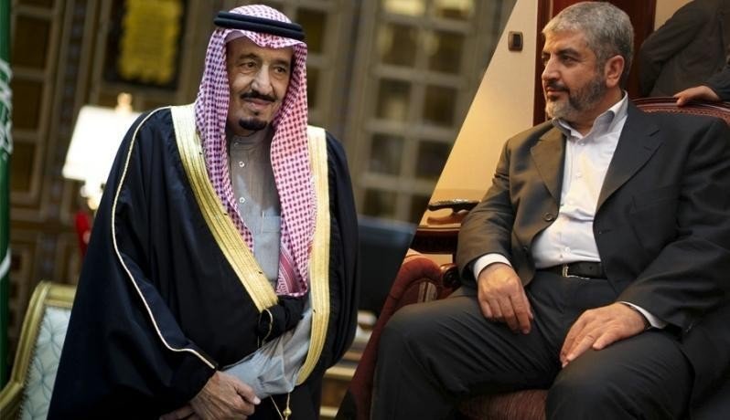 أكدت حركة "حماس"، على الفترة السيئة التي تمر على علاقتها مع السعودية، والتي تجلت باعتقال السعودية لمسؤول العلاقات السابق ومن يمكن وصفه بأنه ممثل الحركة "غير الرسمي" في المملكة محمد الخضري ونجله، خلال الثلث الأول من العام الماضي.