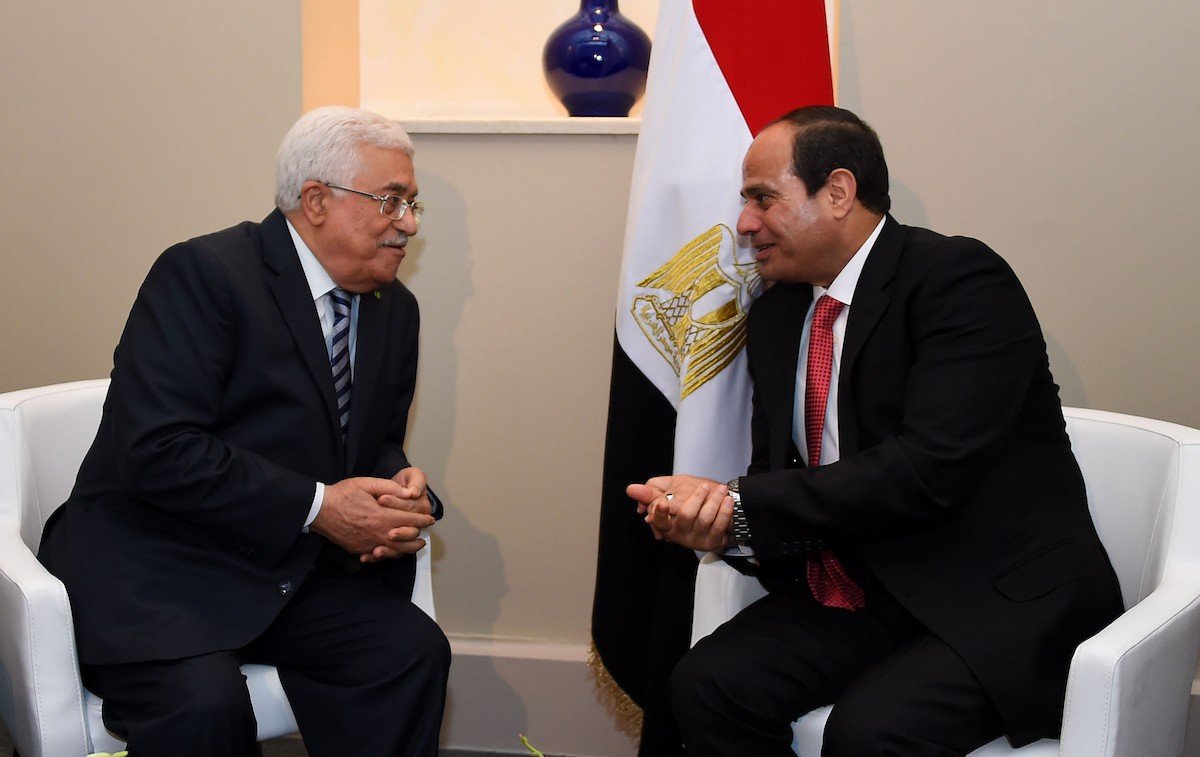 القاهرة تجمع عباس والسيسي