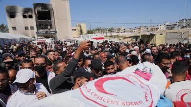مسعفين من الهلال الأحمر الفلسطيني