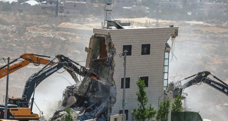 المستوطنيين في الضفة الغربية