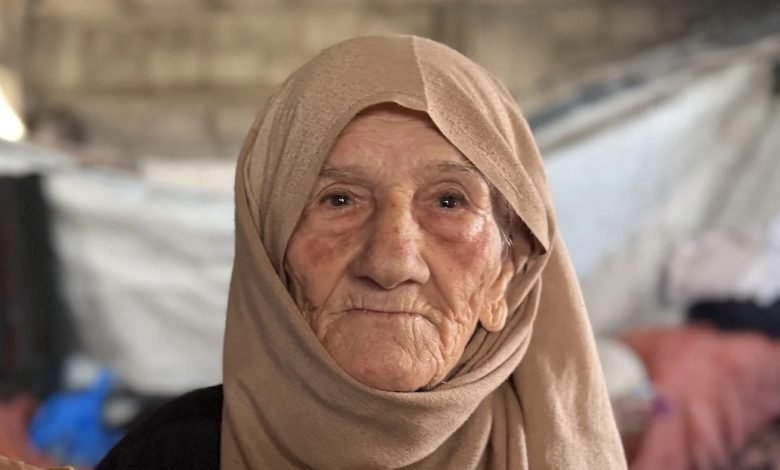 الفلسطينية فاطمة عبيد،